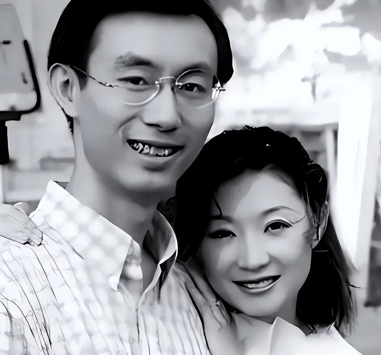 张懿宸 老婆_张译暂时息影宣布_张译妻子钱琳琳故事