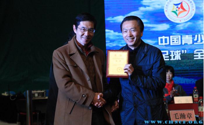 五彩足球辽宁省启动仪式_辽宁开新足球官方网站_中国青少年校园足球发展计划五彩足球培训