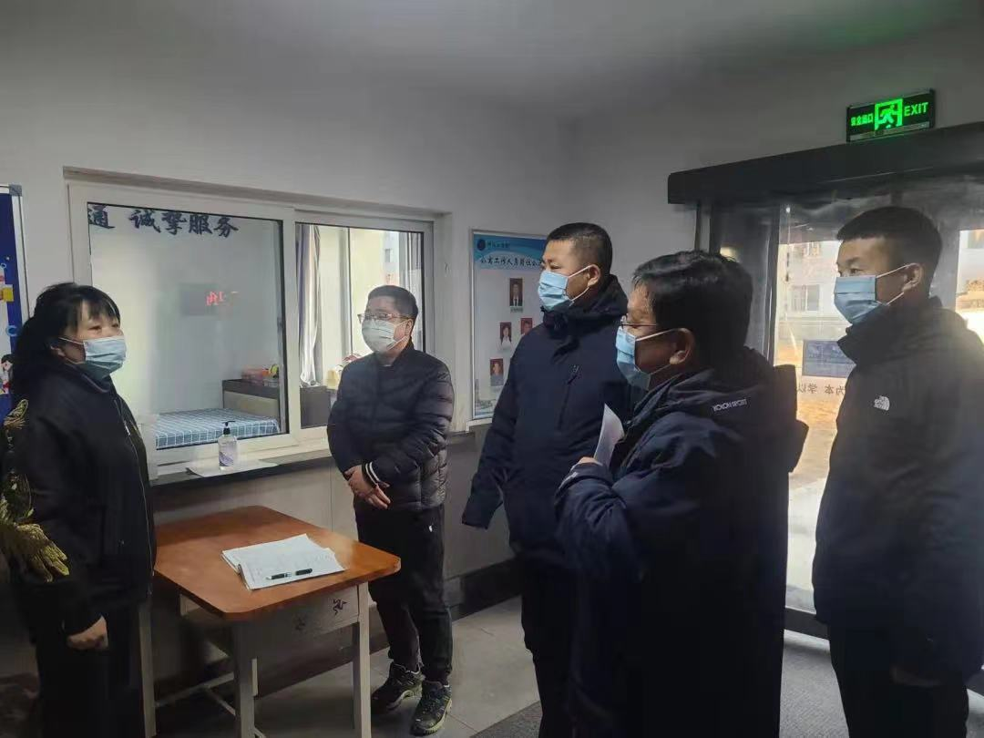 岳父手术学校封校_学生工作部部长周永昌_周永昌