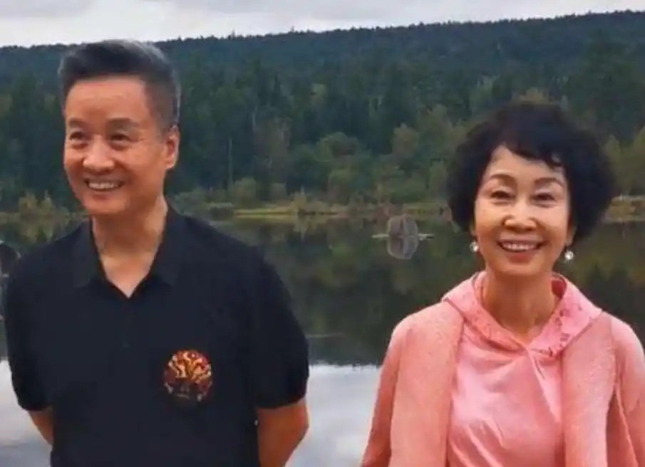 阎维文 传记_阎维文简历 千金_阎维文 陪妻子抗癌