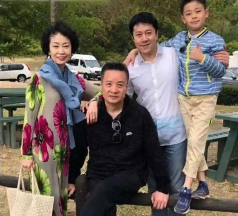 阎维文 传记_阎维文 陪妻子抗癌_阎维文简历 千金