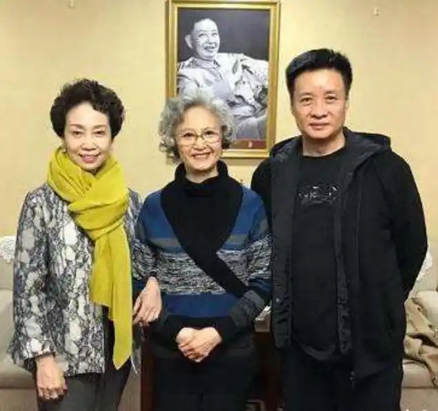 阎维文简历 千金_阎维文 陪妻子抗癌_阎维文 传记