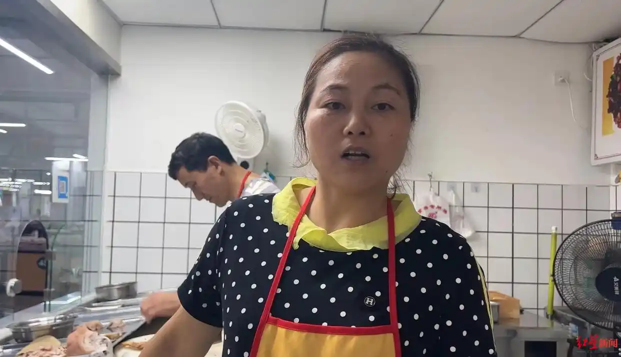 丢失4年的金手镯 温江城西大市场 拾金不昧_收花生找到姥姥丢了12年的金镯子