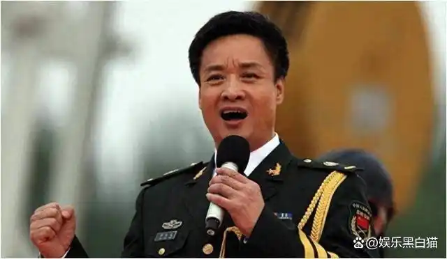 阎维文：陪妻子抗癌35年，女儿不嫁豪门嫁名门，亲家比他还知名