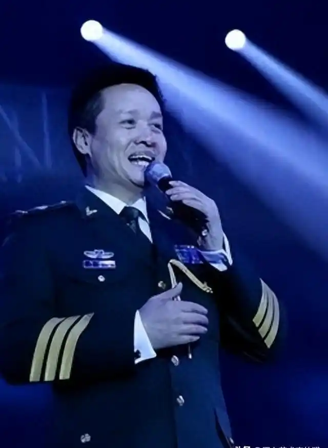 阎维文七千卫衣争议_阎维文塌房事件_阎维文简历 千金