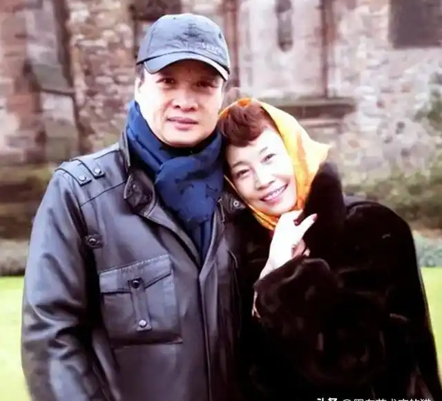 阎维文塌房事件_阎维文简历 千金_阎维文七千卫衣争议