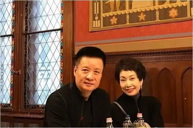 阎维文简历 千金_阎维文 传记 军旅歌手 人生经历_阎维文 母亲 歌曲 德艺双馨