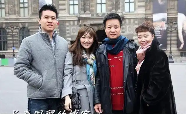 阎维文 传记 军旅歌手 人生经历_阎维文 母亲 歌曲 德艺双馨_阎维文简历 千金