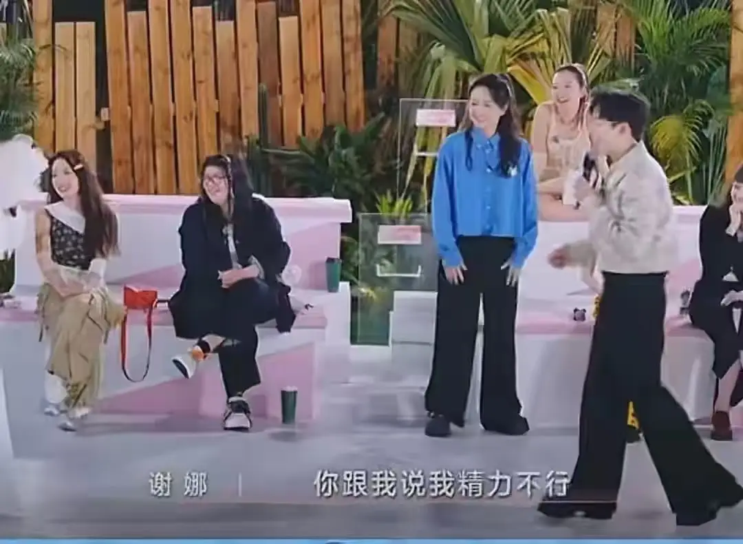 谢娜主持能力评价_谢娜首次主持央视秋晚_谢娜央视中秋晚会争议