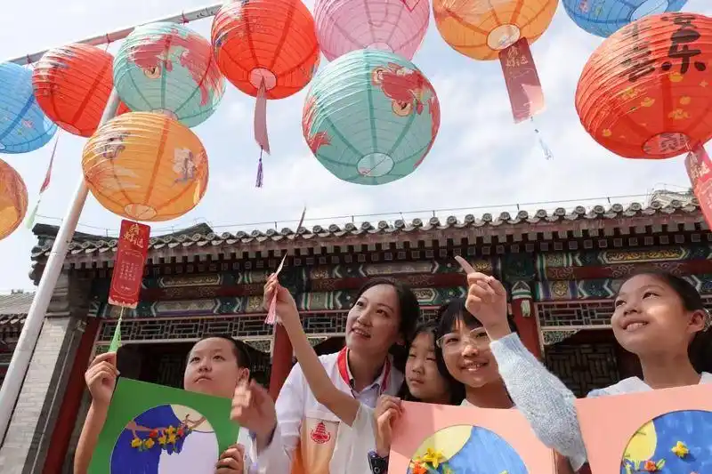 北京颐和园桂花展_颐和园第23届桂花文化展_颐和园上演“彩云追月”