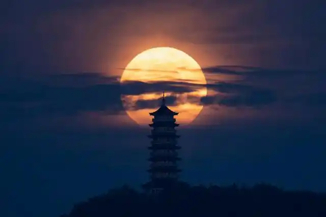 60秒延时摄影赏中秋月_今年中秋超级月亮赏月天气_中秋超级月亮拍摄技巧