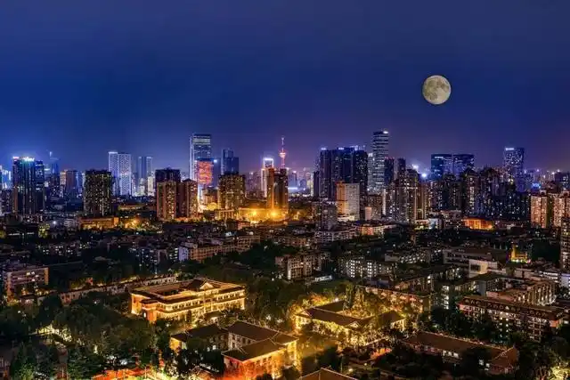 今年中秋超级月亮赏月天气_60秒延时摄影赏中秋月_中秋超级月亮拍摄技巧