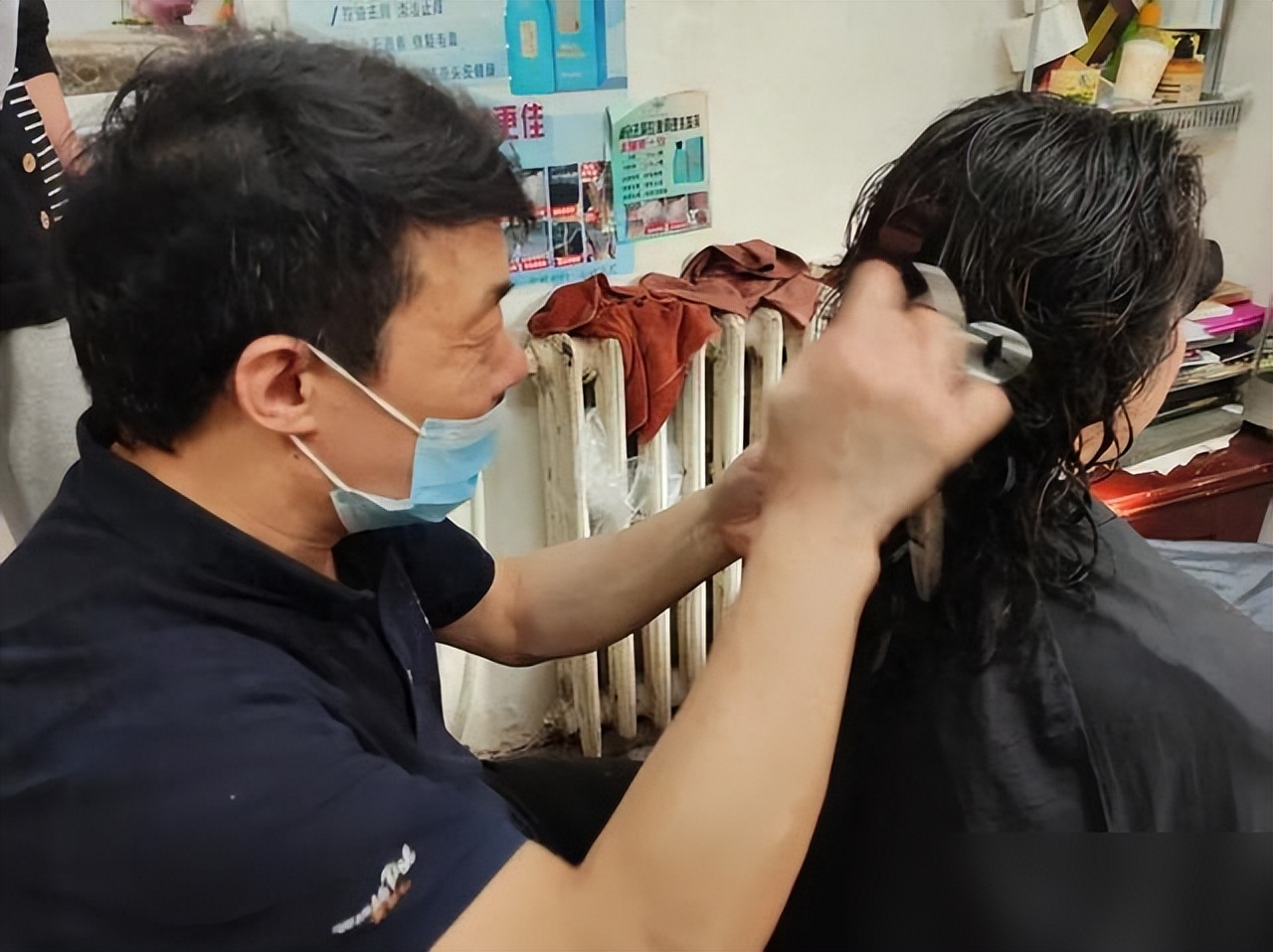 张志堂理发店北京_北京宝藏理发店20元剪发_北京美发店排名