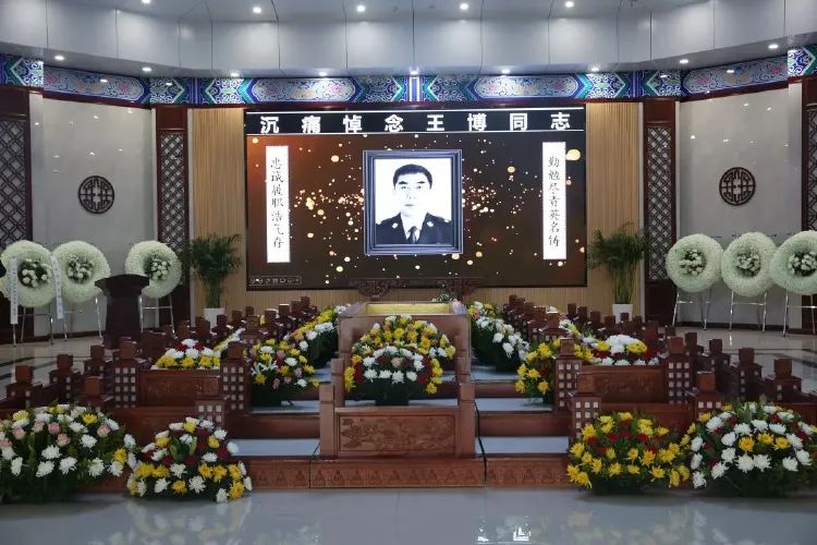 滨州交警因公牺牲 王博 事迹报道_交警大队中队长执法现场被撞牺牲