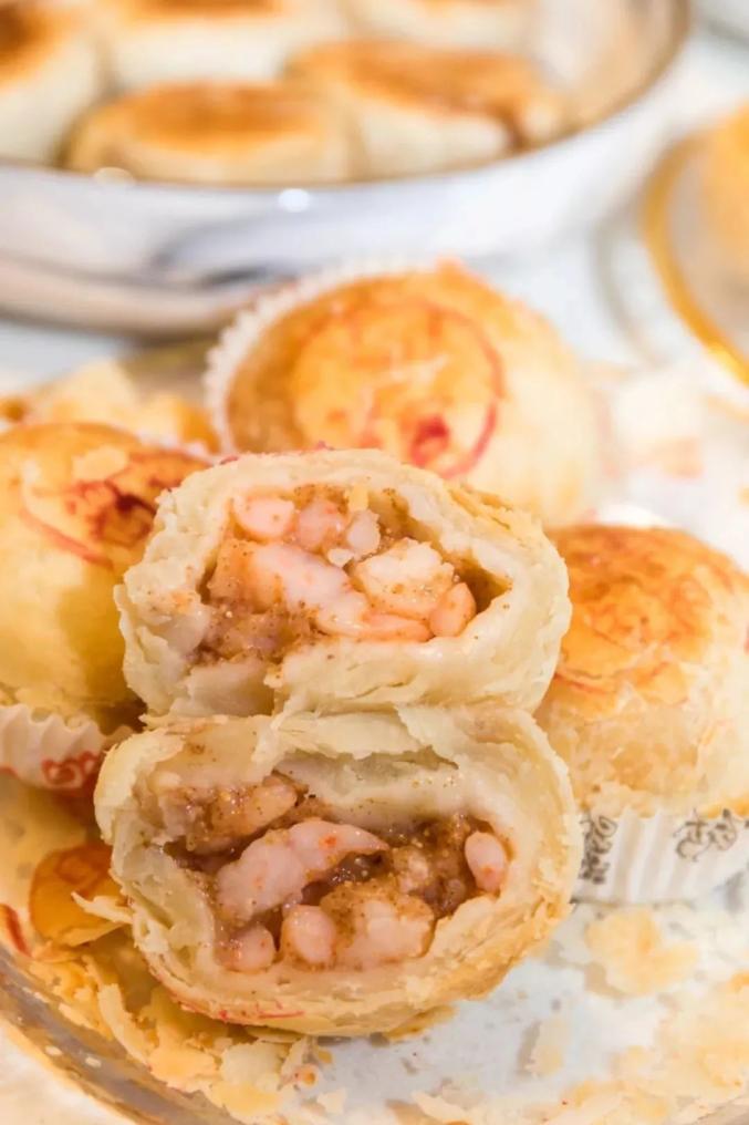 真老大房鲜肉月饼做法_上海鲜肉月饼排名_武汉现超大月饼重388斤 500人排队吃