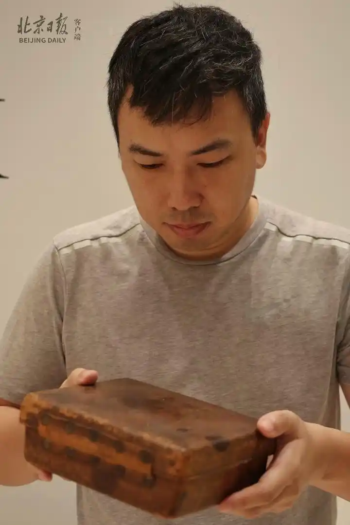 牛皮箱炭疽诊断用具_日本陆军731部队历史文物_北京市民家中现日军细菌战罪证