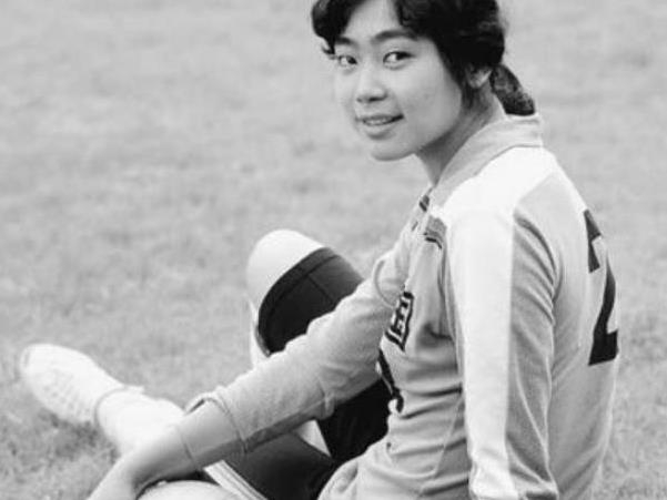 梁艳 中国女排五连冠 女富豪_女排梁艳女儿