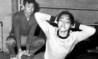 梁艳 中国女排五连冠 女富豪_女排梁艳女儿