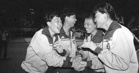 女排梁艳女儿_梁艳 中国女排五连冠 女富豪