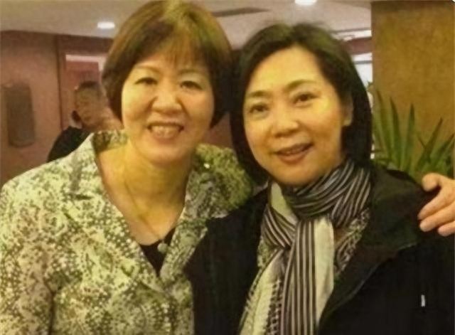 女排五冠王梁艳_退役经商亿万富婆梁艳_女排梁艳女儿