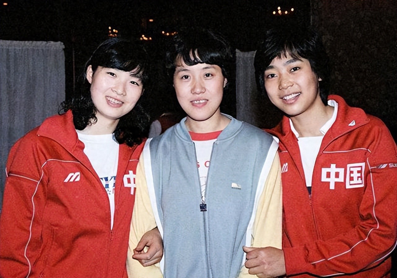 女排五冠王梁艳：退役后创办公司身价过亿？女儿是清华博士