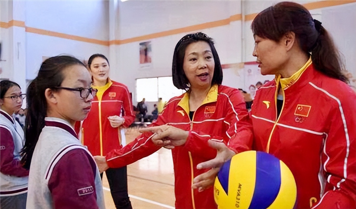 女排梁艳女儿_梁艳 排球生涯 中国女排 五连冠