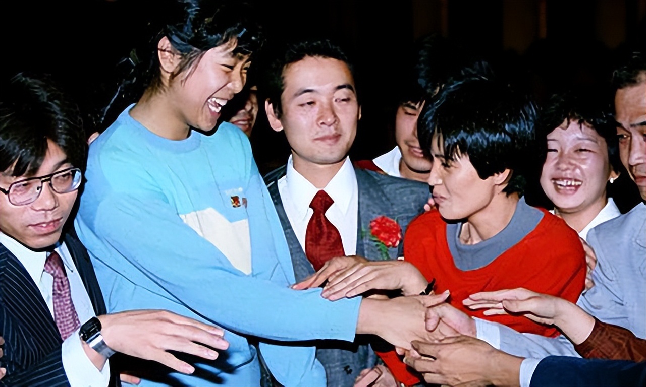 女排梁艳女儿_梁艳 排球生涯 中国女排 五连冠