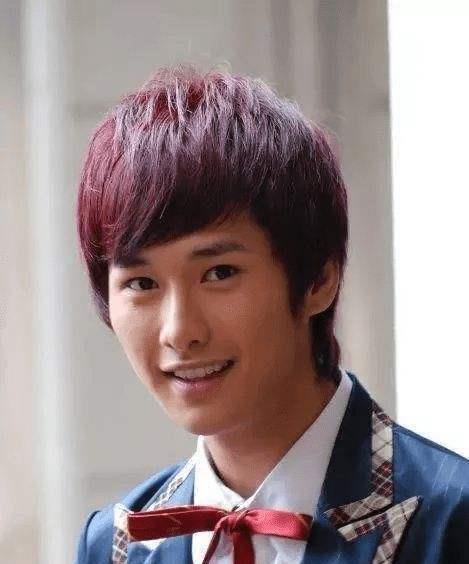 朱梓骁为什么消失了_朱梓骁肛裂事件真相_朱梓骁得罪郭敬明被封杀事件