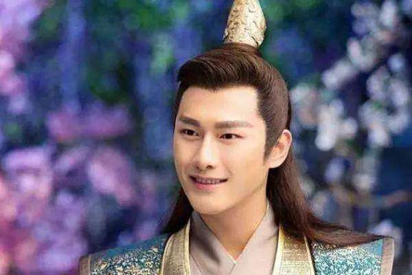 朱梓骁为什么消失了_朱梓骁和郭敬明关系变化_朱梓骁被郭敬明封杀原因