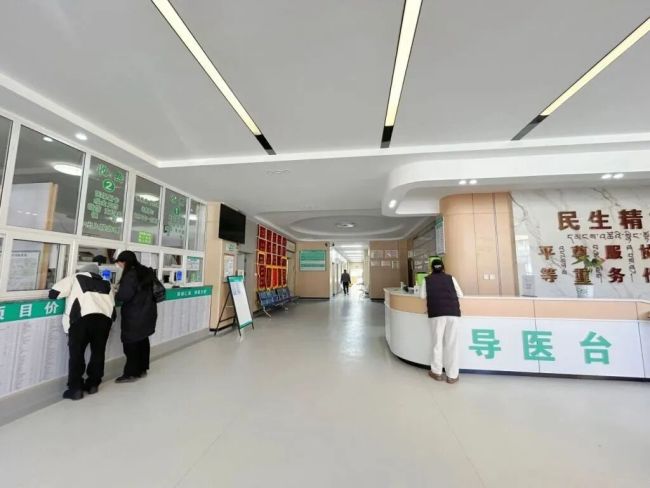 女子引产被拒诞下女婴被医生抱养 医院违规操作受罚