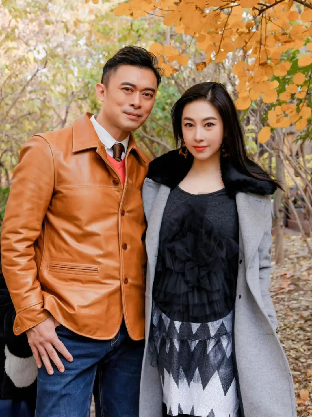 吕良伟第二任老婆_香港男星内地媳妇_香港男星婚姻现状