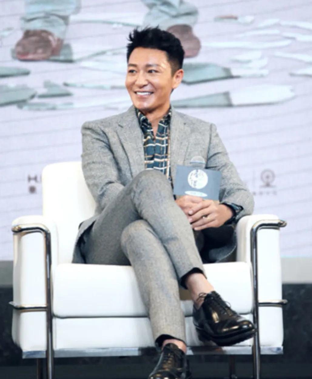 李宗翰整容质疑_李李宗翰微博_李宗翰打玻尿酸