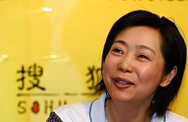 女排梁艳女儿_中国女排五连冠梁艳 退役后生活 低调幸福