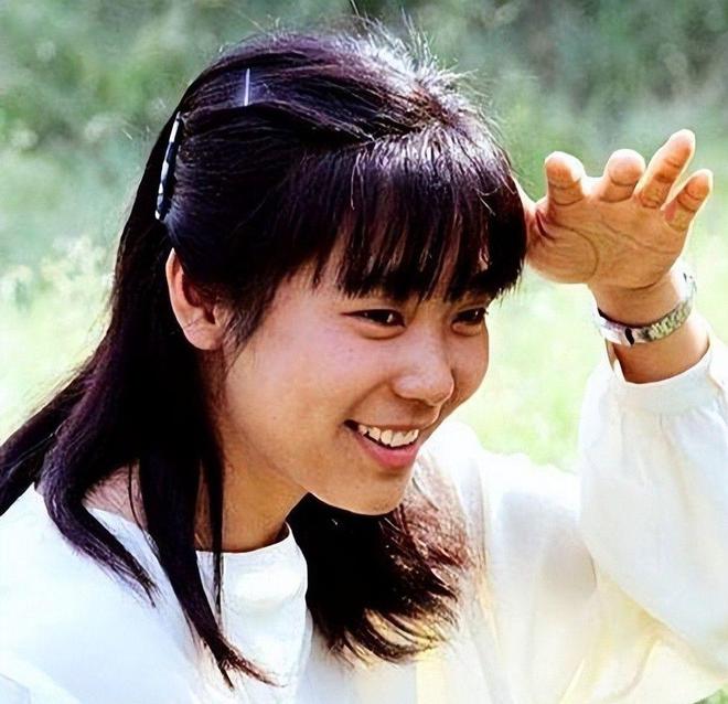 女排梁艳女儿_中国女排五连冠梁艳 退役后生活 低调幸福