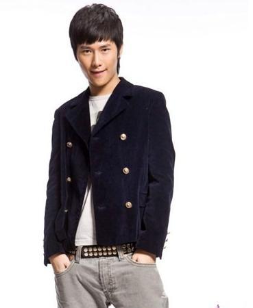 朱梓骁疑因不堪与郭敬明旧事流言清空微博