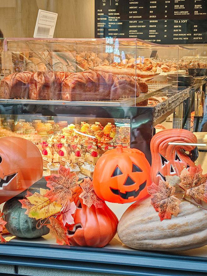 愚园路万圣节主题店推荐_上海万圣节City Walk打卡攻略_上海鬼屋