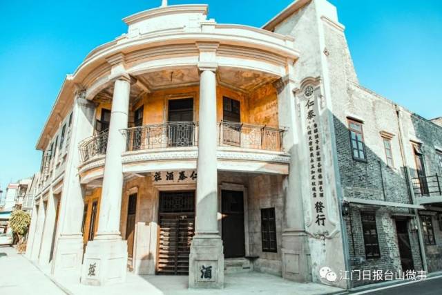 “出片式旅行” 正毁掉当代人的假期_反向旅游 小众旅游目的地 非主流旅游目的地