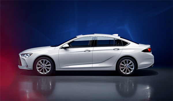 合资车彻底疯狂!新款别克君威上市:15.98万起