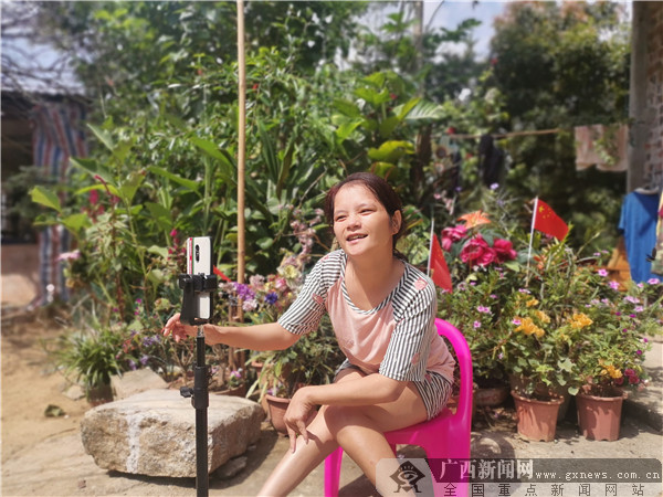 严宣辉扶贫故事_乡镇精准扶贫新闻稿件_广西贫困户脱贫案例