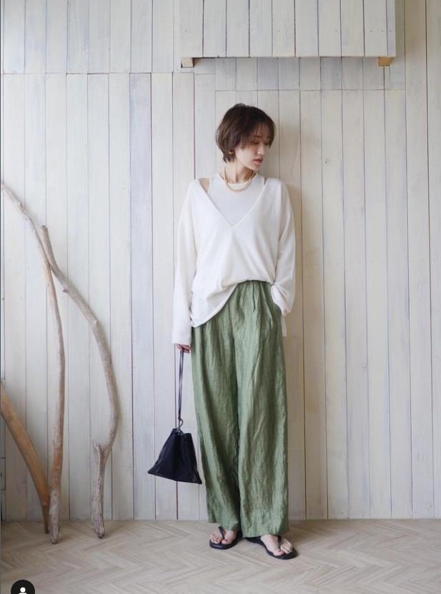 40岁以上女性穿搭_46岁女人穿衣服_自然减龄造型