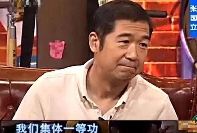 张国立前妻罗秀春_张国立与邓婕婚姻经历_演员张国立前妻