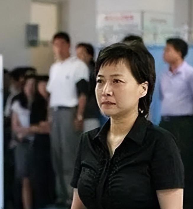 央视cctv13 女主持人_贺红梅消失荧幕原因_央视主持人贺红梅