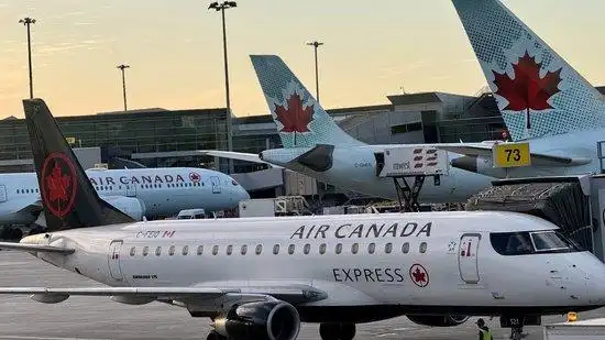 特朗普再次暗示将吞并加拿大_加拿大报复性关税方案_特朗普对加拿大的贸易攻击