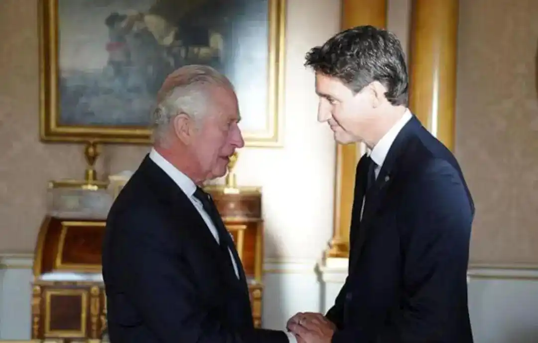 加拿大总理特鲁多 英国国王查尔斯三世 保护加拿大国家主权_特朗普再次暗示将吞并加拿大