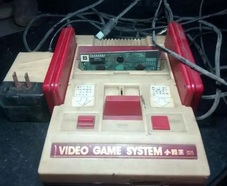 读书郎点读机下载助手_中国教育硬件发展史_小霸王学习机历史