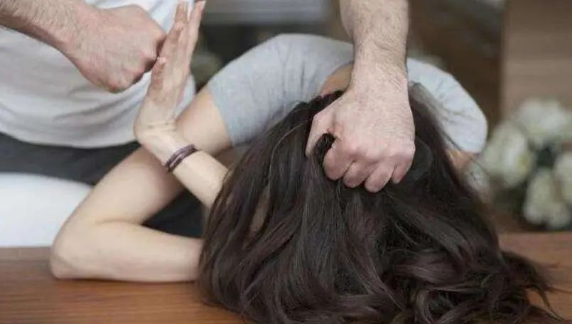 进击的巨人剧情解析_巨人之力背后的哲学思考_进击的巨人单机游戏是不是免费的