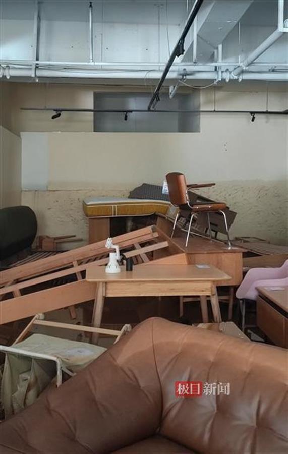 唐女士家居店洪水损失_广西遇洪涝天气 有商铺积水到2楼_桂林洪水后家居店淘货