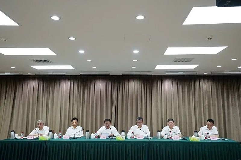 中石油领导班子调整_中石化二级单位人事变动_青岛炼化领导班子戴锭