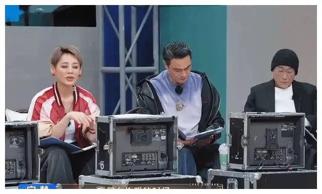 纪凌尘演技差被朱梓骁怒斥_朱梓骁怎么了_无限超越班纪凌尘朱梓骁撕逼