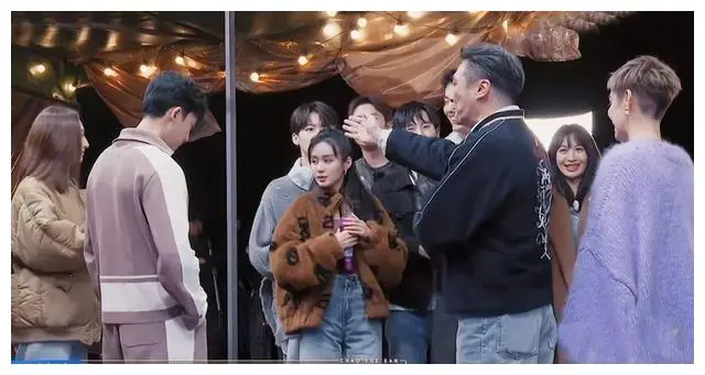 无限超越班纪凌尘朱梓骁撕逼_朱梓骁怎么了_纪凌尘演技差被朱梓骁怒斥